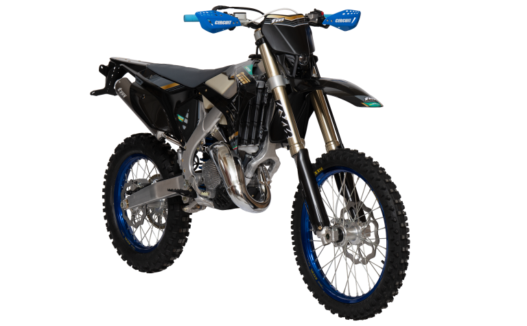 EN 125 MOTO 2T FI NERA-3